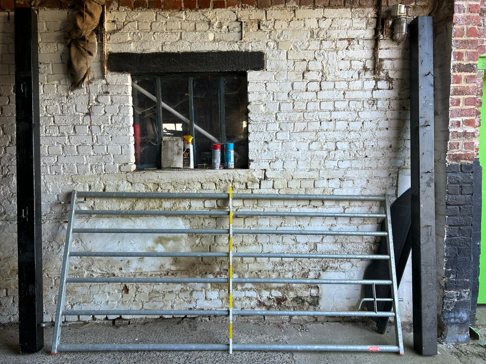 stevig gegalvaniseerd stalen hek inclusief bevestigingspalen, Dieren en Toebehoren, Stalling en Weidegang, Weidegang