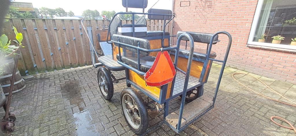 2 marathonwagen, Dieren en Toebehoren