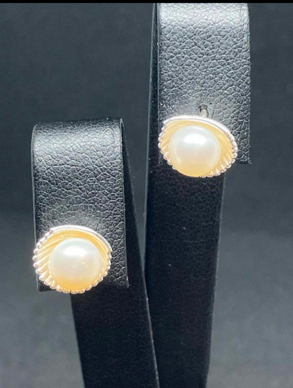 Zilveren oorbellen met parel, Handtassen en Accessoires, Wit, Nieuw, Ophalen of Verzenden, Met edelsteen
