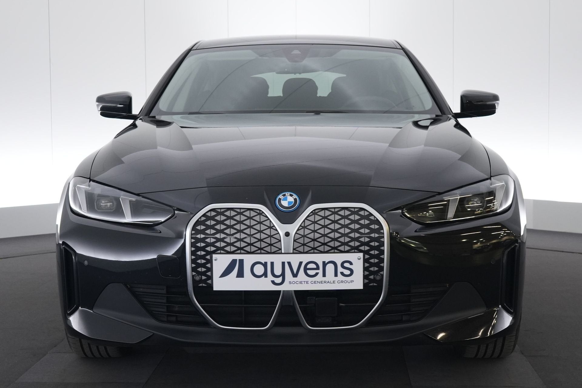 (2GKB909) BMW I4, Auto's, Achterwielaandrijving, Gebruikt, https://public.car-pass.be/vhr/f5373047-d72d-484e-aab0-e23044d58980
