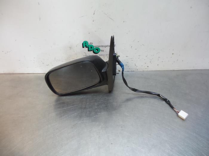 Rétroviseur extérieur gauche d'un Toyota Yaris (Yaris 1 00, -, 3 mois de garantie, Toyota, Utilisé
