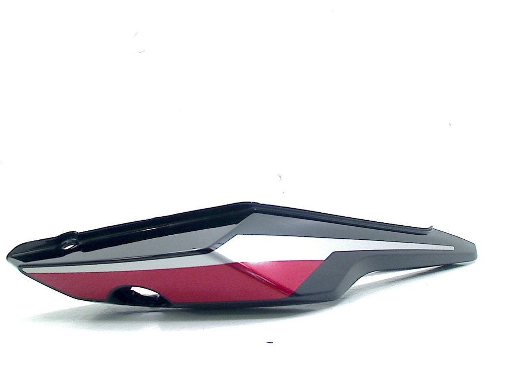 QUEUE DE CARENAGE GAUCHE BMW G 310 R 2020-2022 (G310R K03), Dhr. S. di Majo, Utilisé, Info@cama-motorparts.nl, P.J. Troelstraweg 8 8
3144 CX  MAASSLUIS, NL