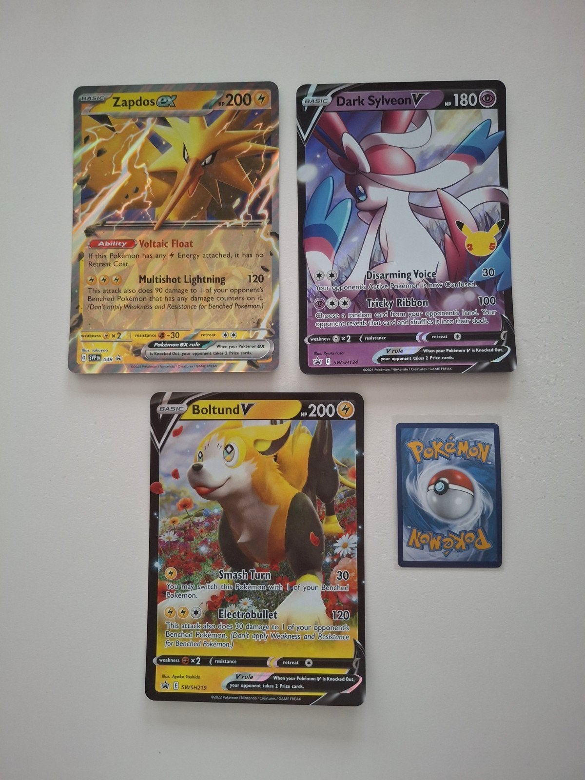 3 jumbo kaarten van pokémon, Ophalen of Verzenden
