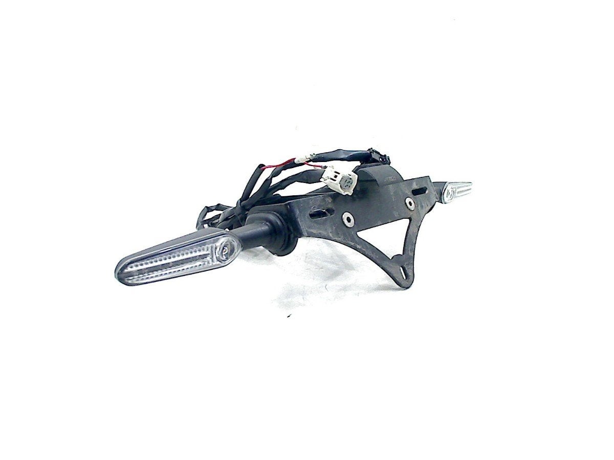 KENTEKENPLAAT HOUDER Yamaha MT 09 2021-2023 (MT09 B7N), Dhr. S. di Majo, Gebruikt, Info@cama-motorparts.nl, P.J. Troelstraweg 8 8
3144 CX  MAASSLUIS, NL