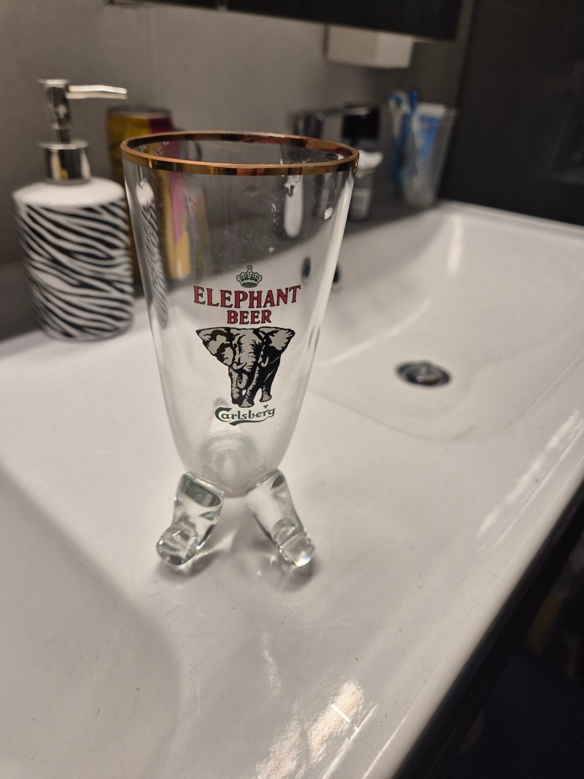Glas elephant beer carlsberg, Enlèvement ou Envoi