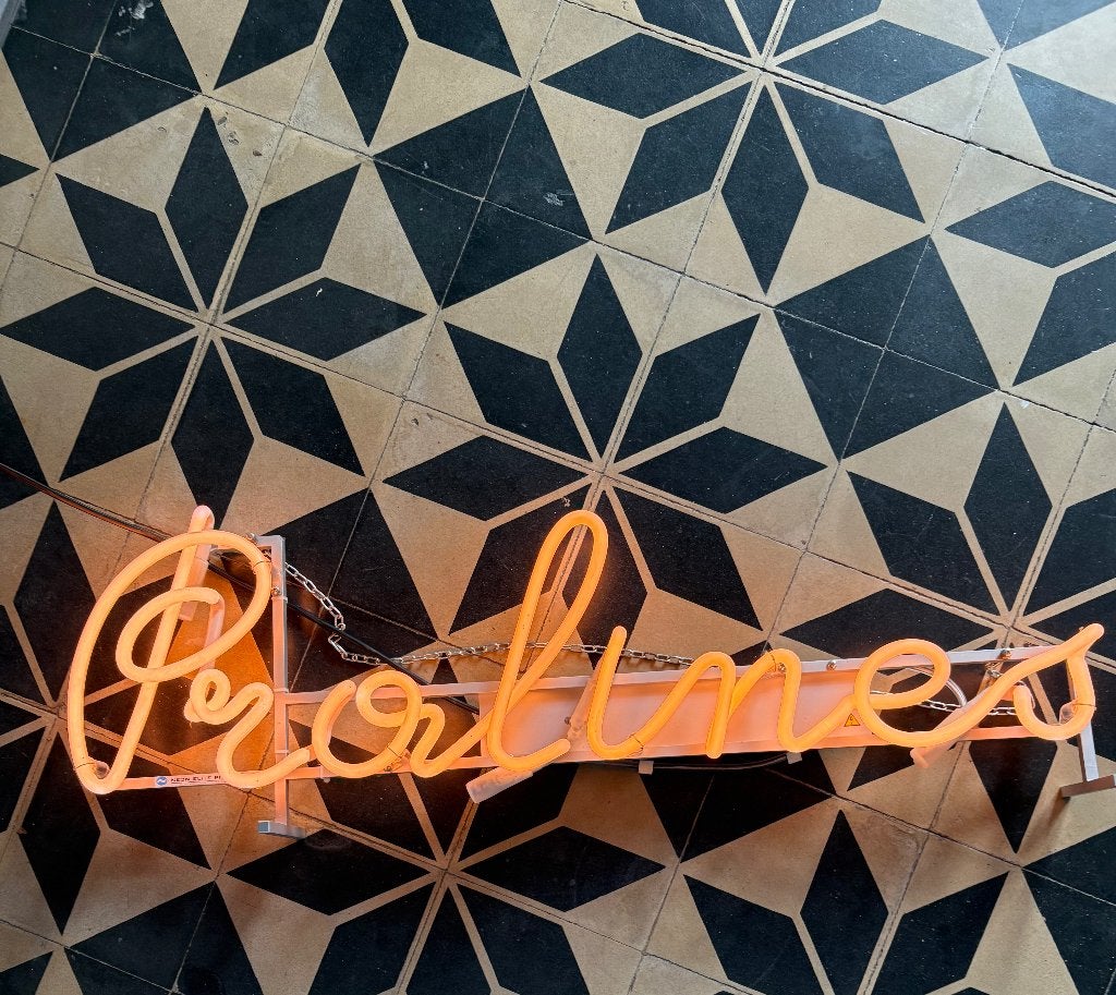 Neon, reclame, lichtreclame, Enlèvement, Utilisé