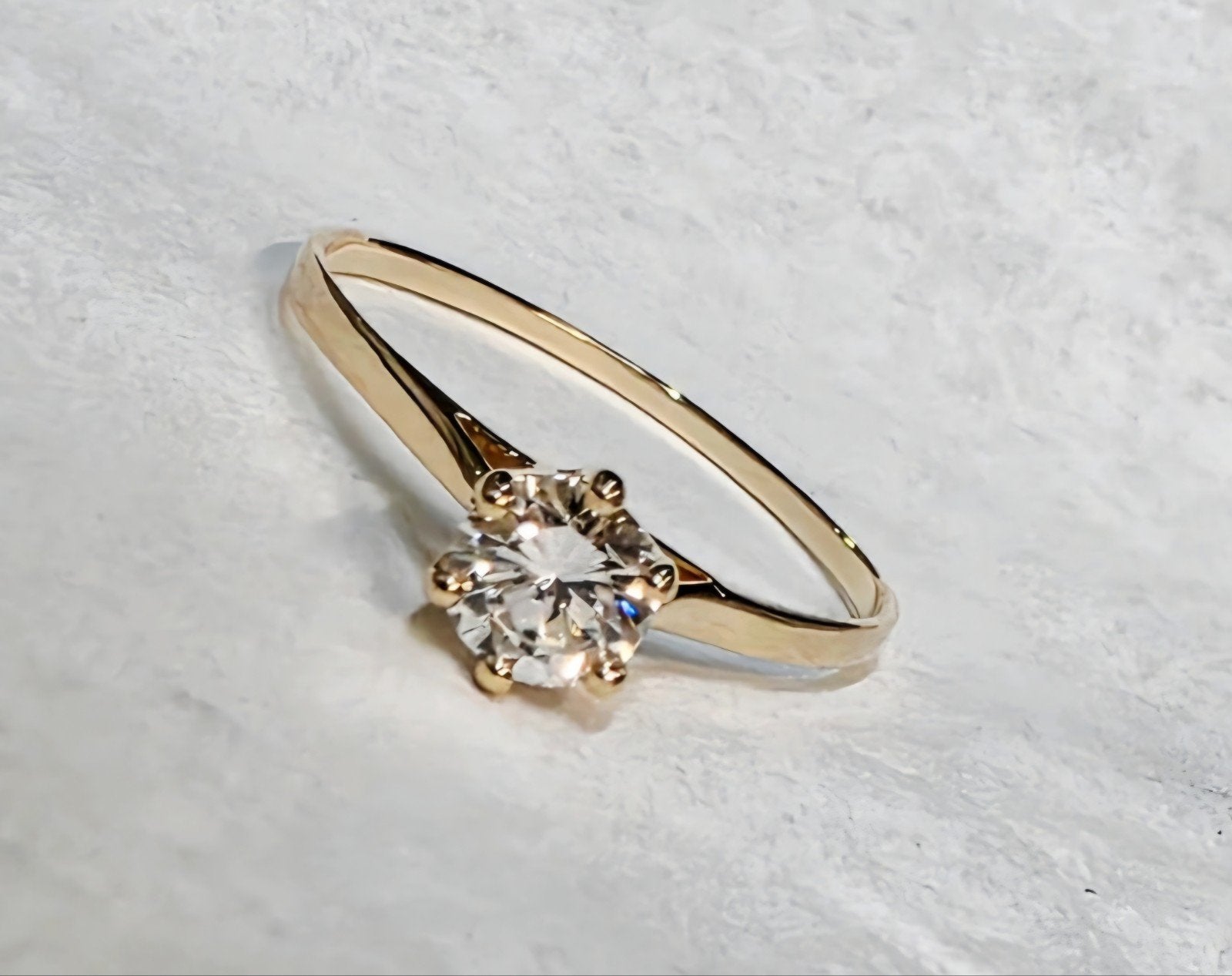 Solitaire met diamant 0,43kt H/VVS2, HRD certificaat, Ophalen of Verzenden, Zo goed als nieuw, Met edelsteen, Goud