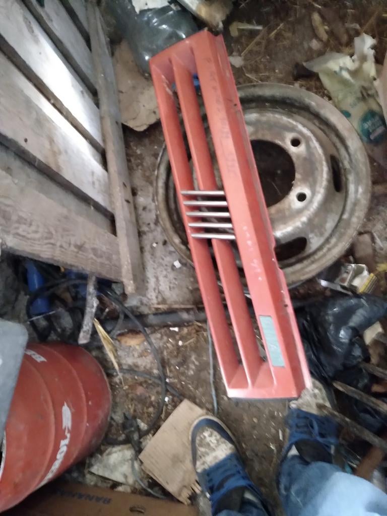 Pour calandre Fiat Uno 2, Enlèvement ou Envoi, Avant, Fiat