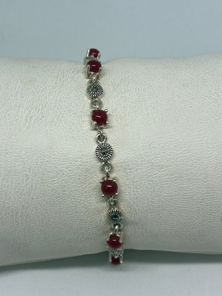 Zilver 925 Armband met Rode Stenen, Handtassen en Accessoires, Ophalen of Verzenden, Nieuw, Grijs, Zilver