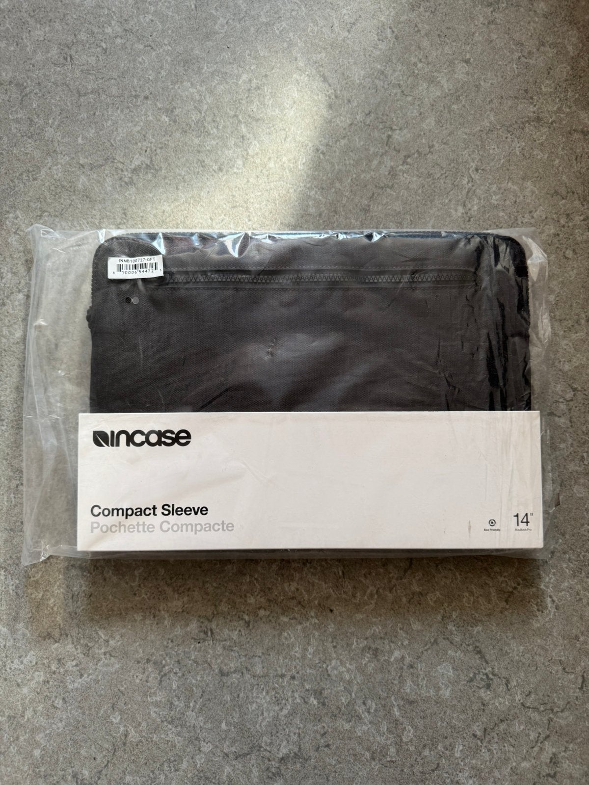 Nieuwe laptop sleeve, Computers en Software, Ophalen of Verzenden, Zo goed als nieuw