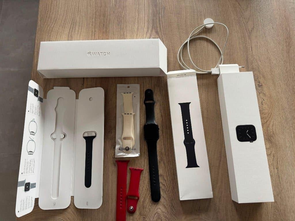 Apple Watch serie 5 44mm space grey, Ophalen, Gebruikt, IOS, Apple Watch