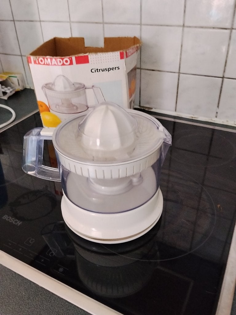 Tomado Elektrische Citruspers, Electroménager, Enlèvement, Comme neuf, Électrique, Presse-agrume
