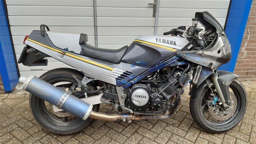 Yamaha FZ750 uit 1992 kompleet in onderdelen, Motos, Enlèvement, Utilisé
