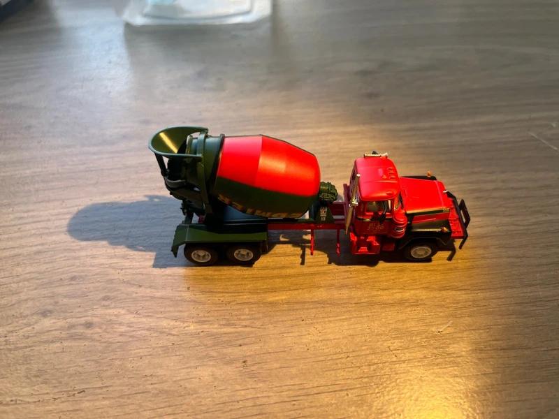 Mack 1/87 HO Athearn cementmixer, Hobby en Vrije tijd, Ophalen of Verzenden, Zo goed als nieuw, Bus of Vrachtwagen, Overige merken