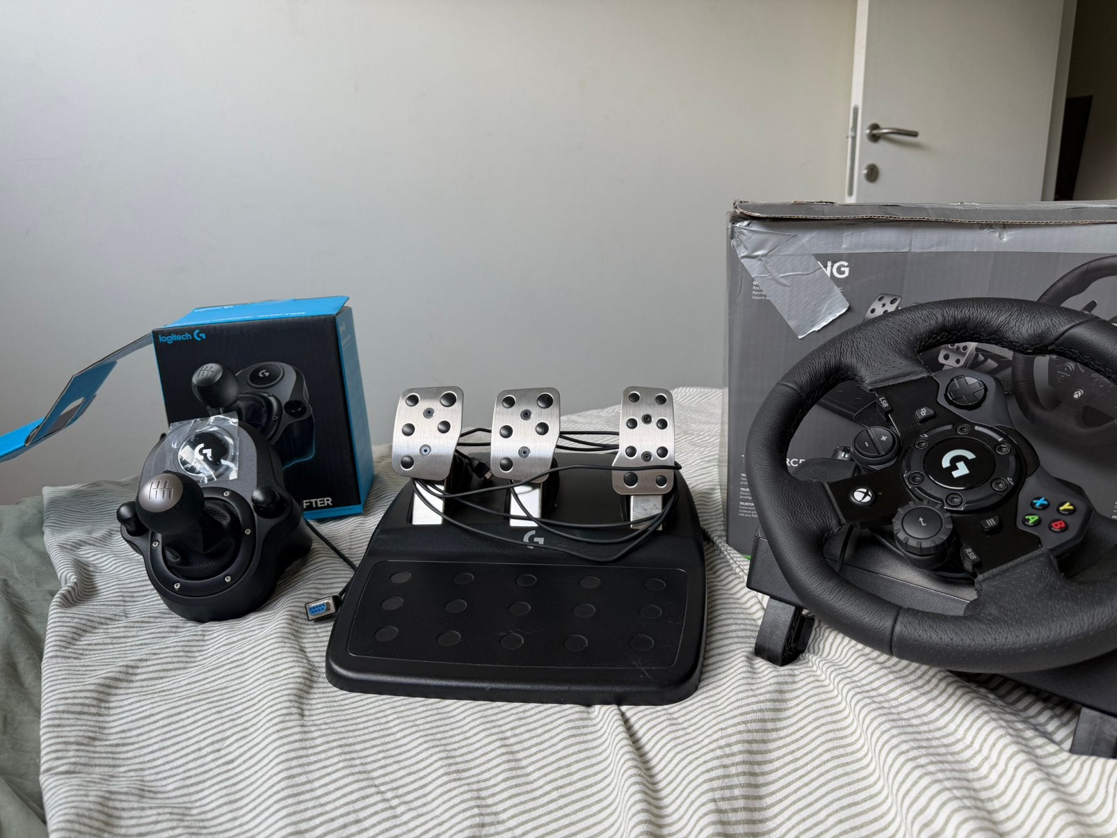 Logitech G923 Trueforce (XBOX + PC), Games en Spelcomputers, Ophalen, Zo goed als nieuw