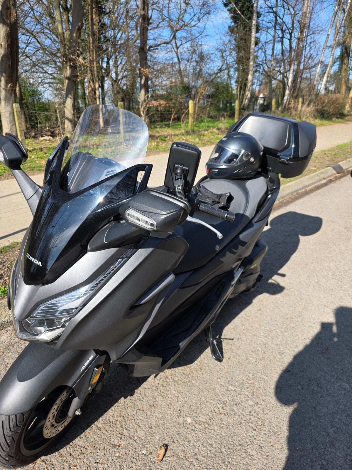 Honda forza 125, Entreprise