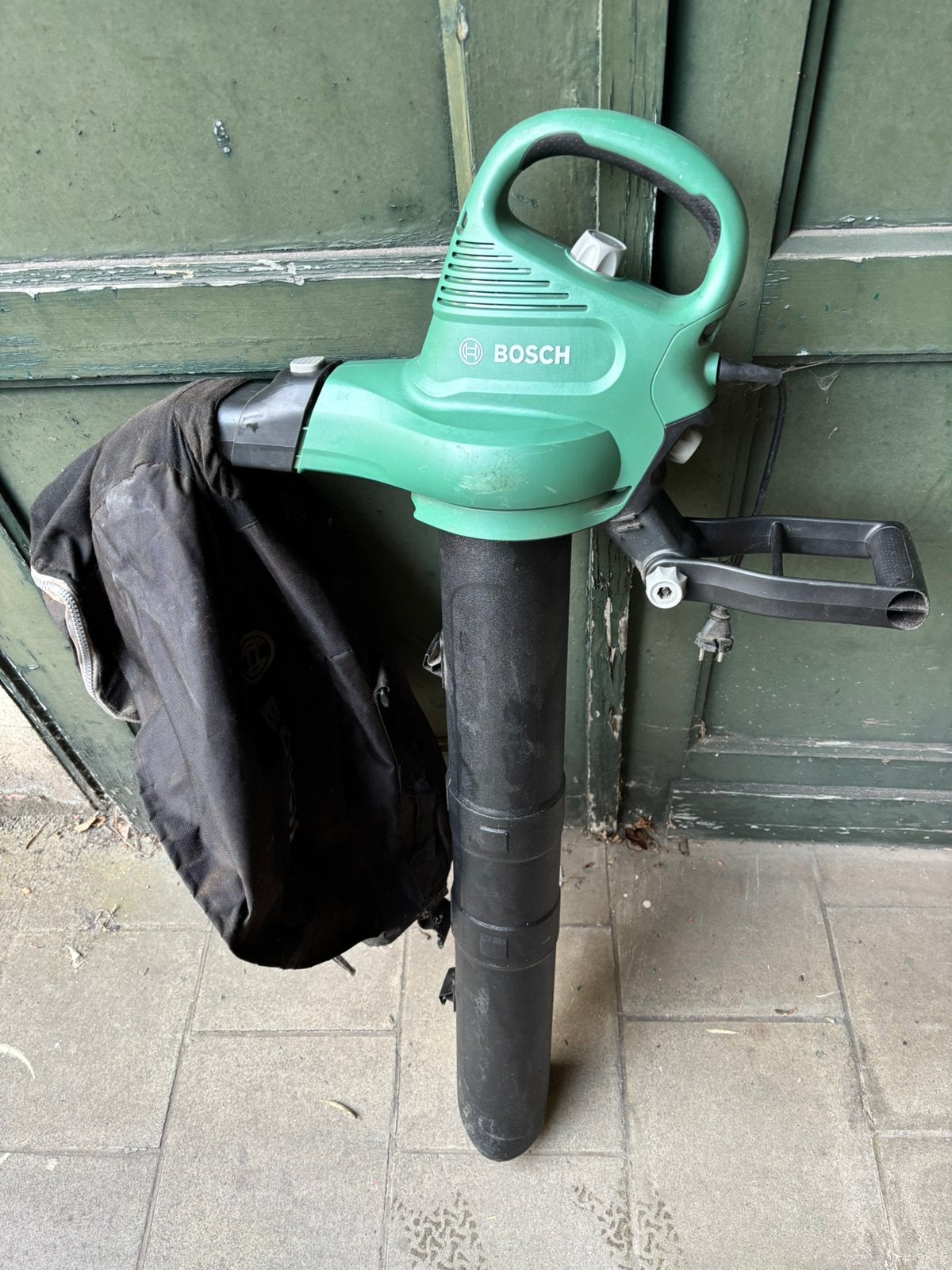 Bosch Aspirateur/Souffleur/Broyeur de feuilles, Jardin & Terrasse, Enlèvement, Utilisé