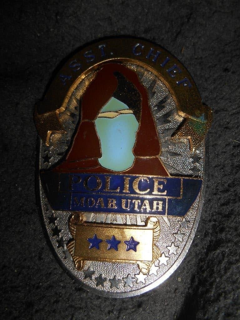 Badge en métal Collinson Police Moab UTAH, Collections, Enlèvement ou Envoi