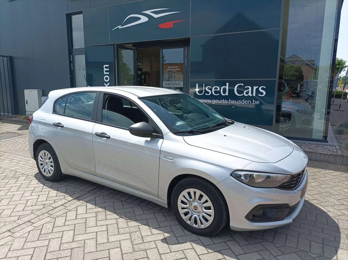 Fiat Tipo Tipo 1.4i garantie/ ! 18.120km !, Autos, Argent ou Gris, Achat, Euro 6, Boîte manuelle