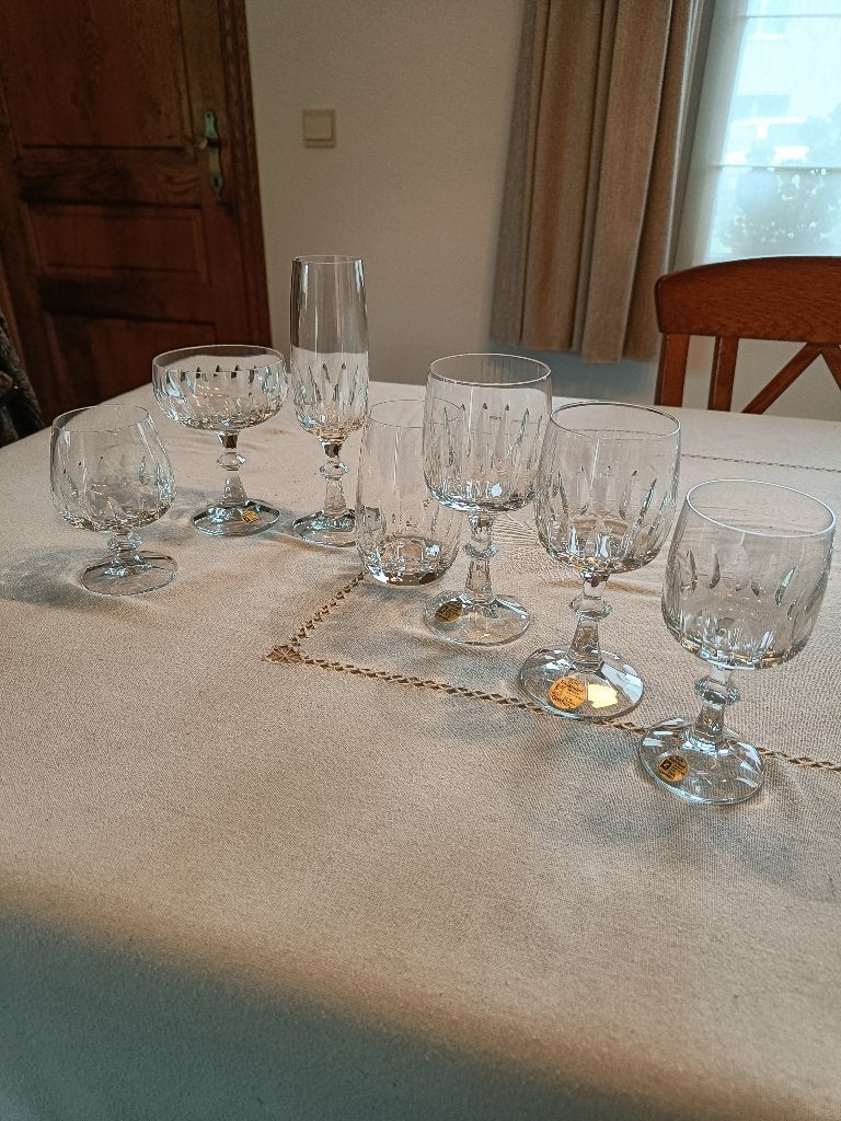 Vintage kristallen glazenset, 67 delig, in zeer goede staat., Ophalen