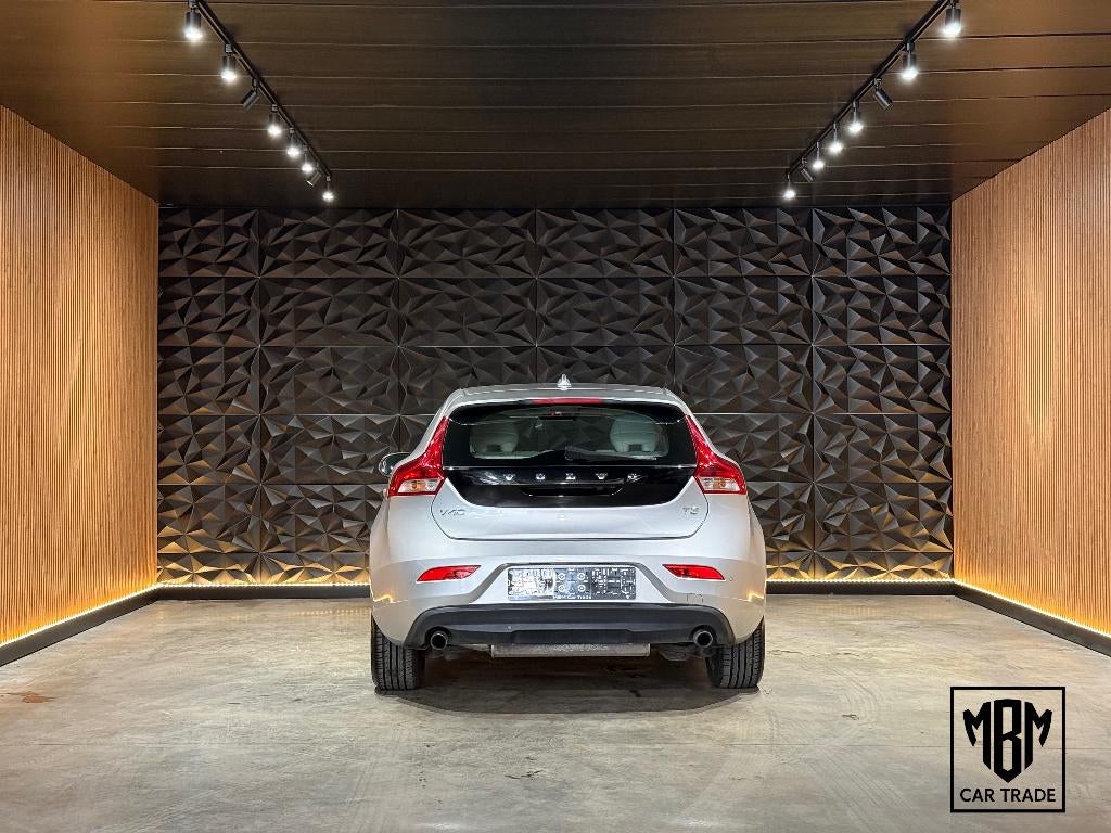 ✅ Volvo V40 1.6 T3 GARANTIE Airco Leder Zetelverw Navi PDC, Autos, Volvo, Cuir, Achat, Entreprise, Boîte manuelle