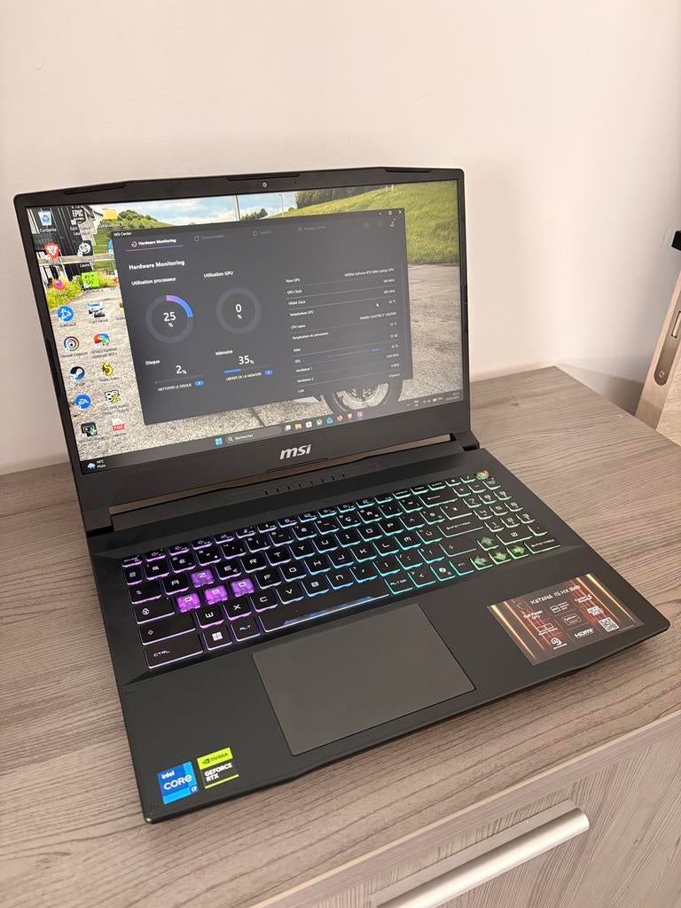 Msi Katana 15 rtw 5060 i7 14750, Computers en Software, Windows Laptops, Ophalen, Zo goed als nieuw, SSD