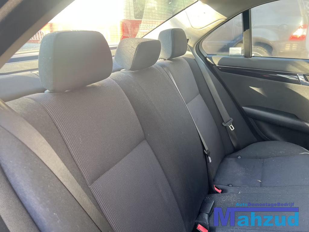 MERCEDES C KLASSE W204 interieur stof stoelen bank 2007-2011, Gebruikt, Mercedes-Benz AG, Mercedes-Benz, Mercedesstrasse 120
70372  Stuttgart, DE