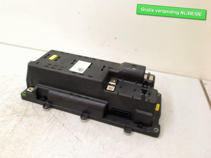 COMPUTER hoogvolt accu Passat Variant (3G5) (12E915250B), Gebruikt, De Bloemendaal 21 21
5221 EB  'S HERTOGENBOSCH, NL, Info@123Parts.nl