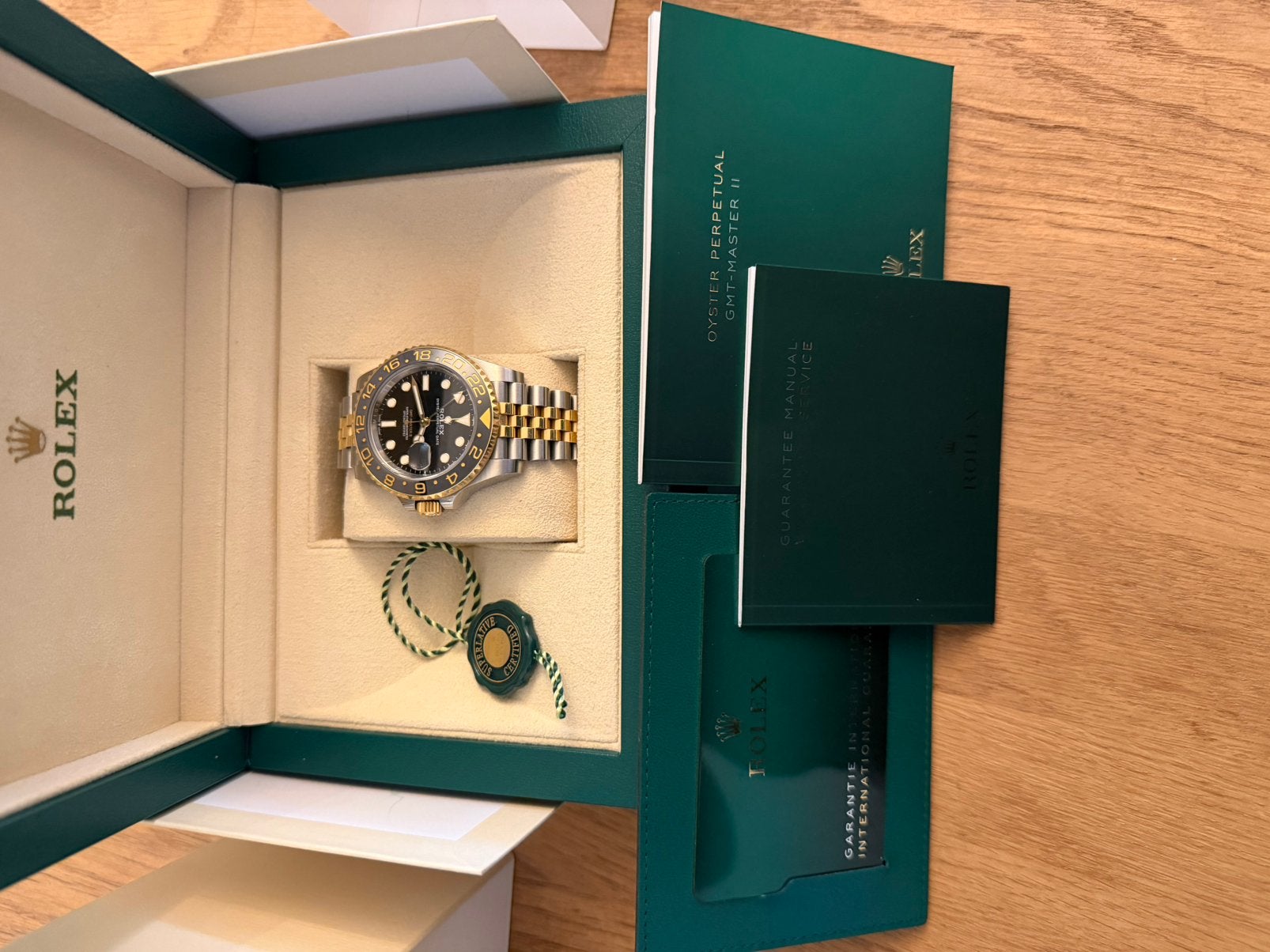 Rolex GMT-Master II ‘’Zombie’’ 2024, Handtassen en Accessoires, Onbekend, Goud, Ophalen, Overige merken