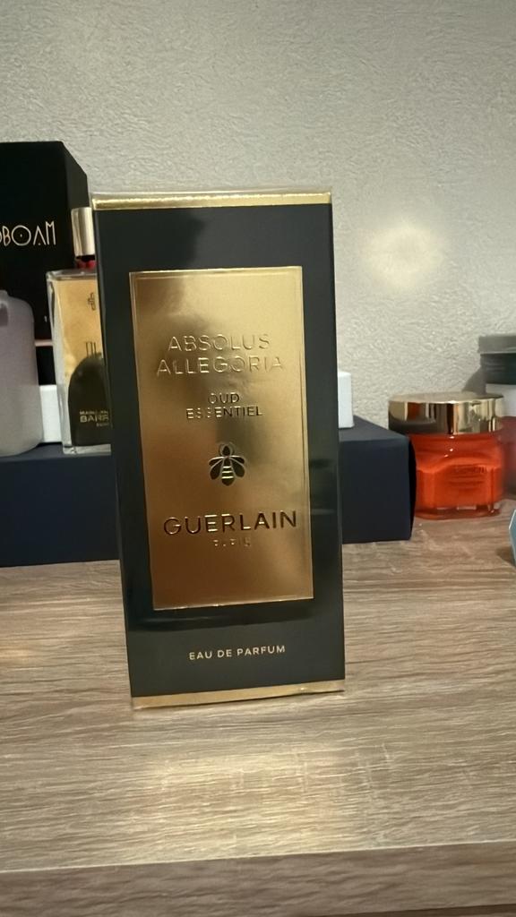 Guerlain - Oud Essentiel Absolus Allegoria, Handtassen en Accessoires, Uiterlijk | Parfum, Zo goed als nieuw, Ophalen of Verzenden