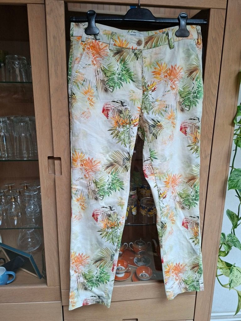 Brax: Pantalon d'été pour femme à imprimé floral (taille 38), Taille 38/40 (M), Enlèvement ou Envoi, Brax, Autres couleurs