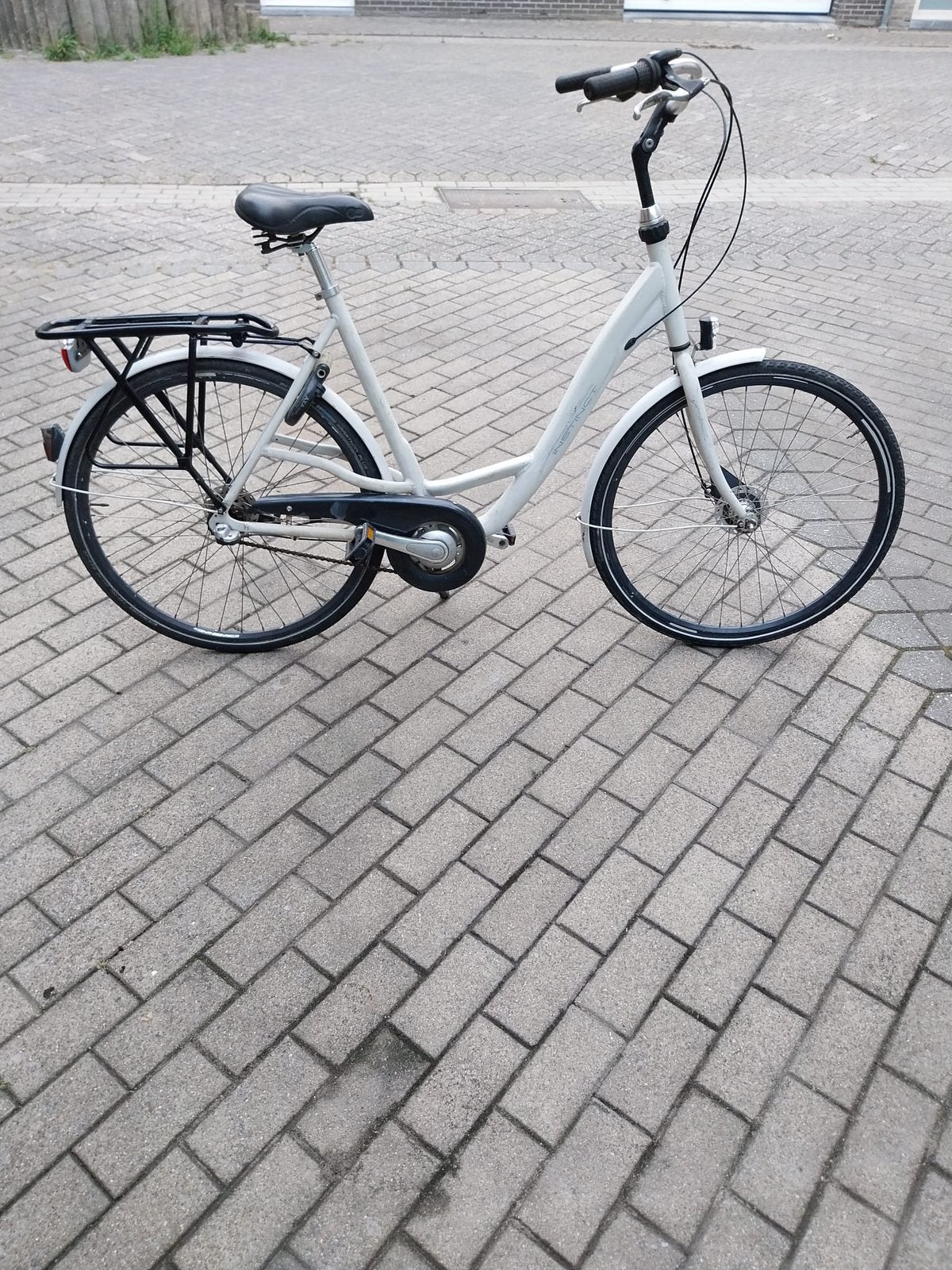 Damesfiets met versnellingen in goede staat, Ophalen, Zo goed als nieuw