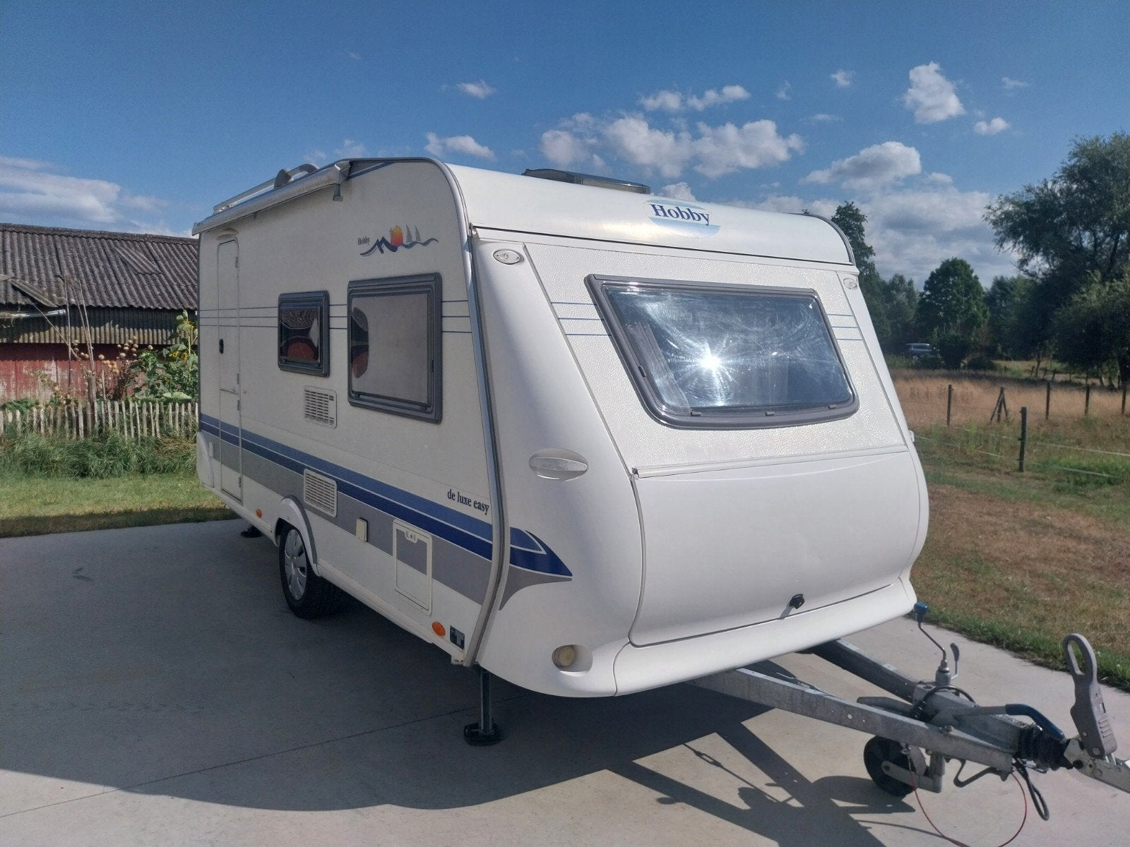 Hobby De Luxe 440A, Entreprise, Trappe de service, Hobby