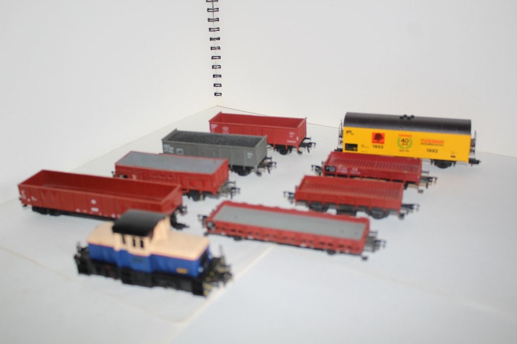 fleischmann ho loco diesel 1306 + 8 wagons DB, Hobby & Loisirs créatifs, Trains miniatures | HO, Enlèvement ou Envoi, Fleischmann