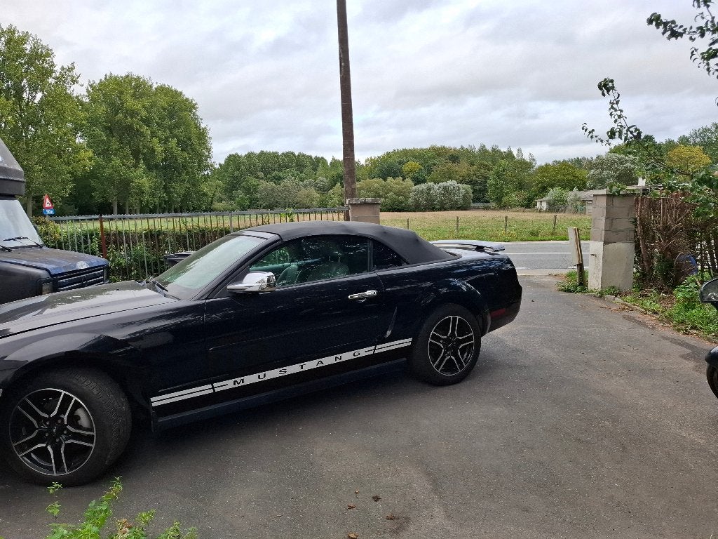 Mustang cabriolet  automatique prete a immatriculé, Cuir, Achat, Cabriolet, Alarme