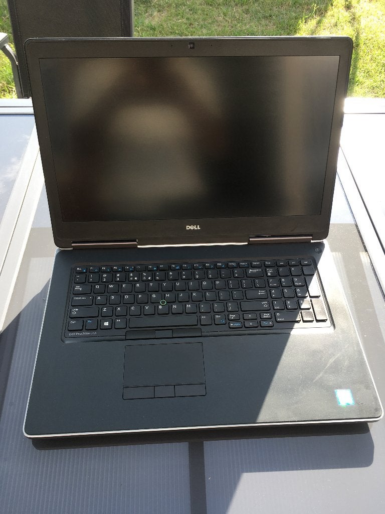 Dell Precision 7710 – i7 / 32GB RAM / 512GB SSD / 17,3", Reconditionné, 512 GB, SSD, Intel Core i7