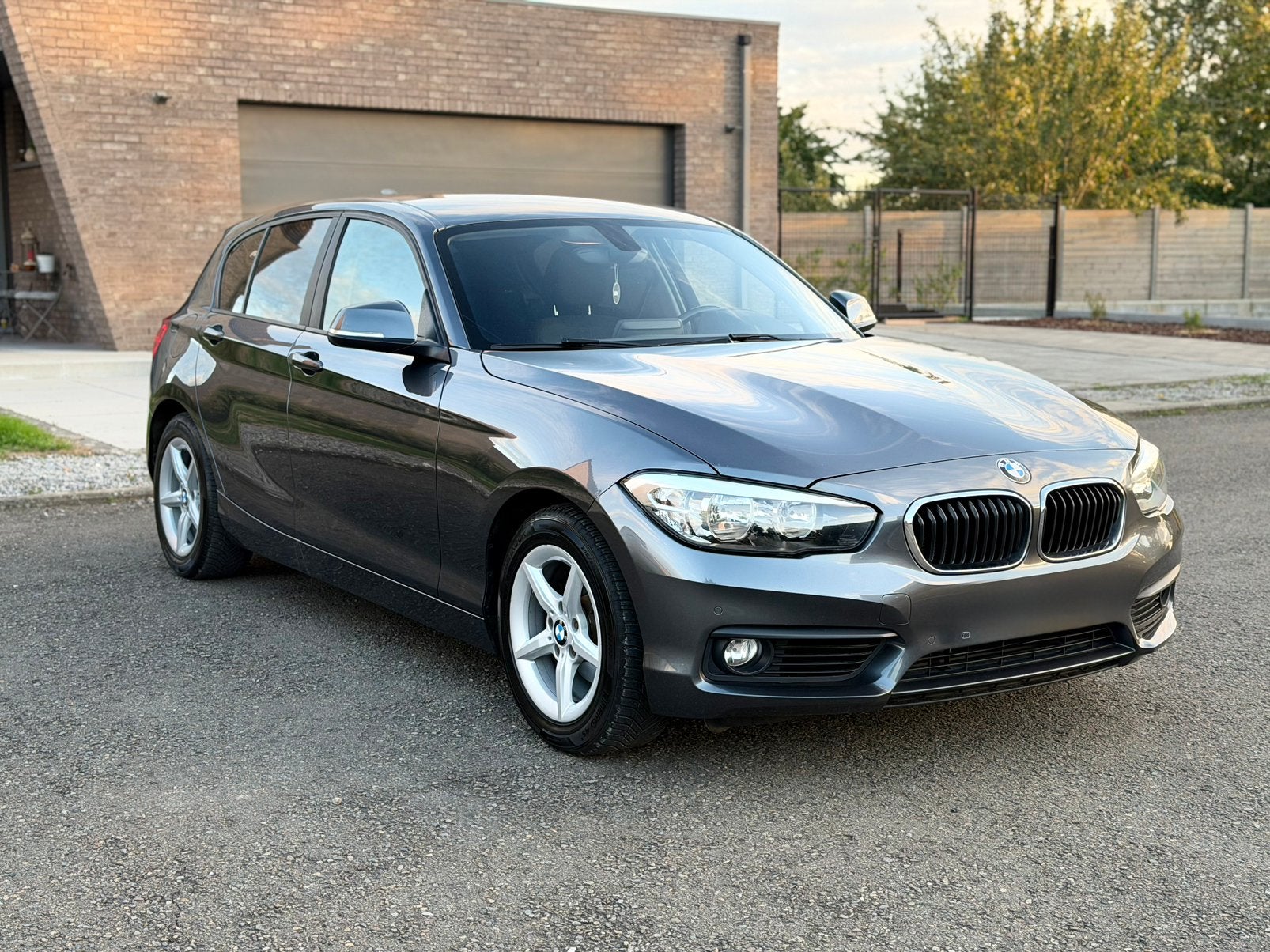 BMW 116i 2019 • 109 CH • 169.000 KM • 2 CLÉS, Achat, Air conditionné, Particulier, Essence