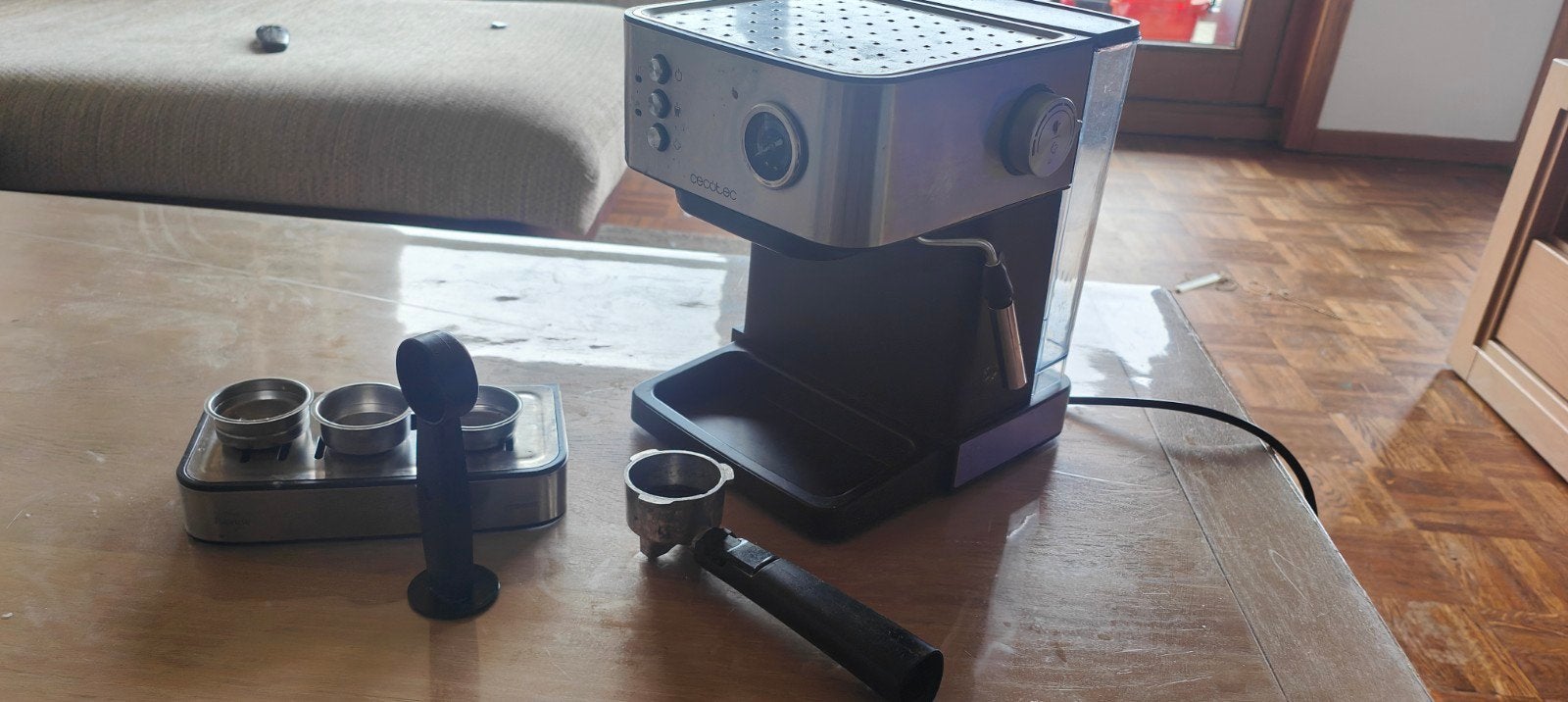 Espressomachine + melkopschuimer, Elektronische apparatuur, Koffiezetapparaten, Ophalen, Gebruikt, Espresso apparaat, Gemalen koffie
