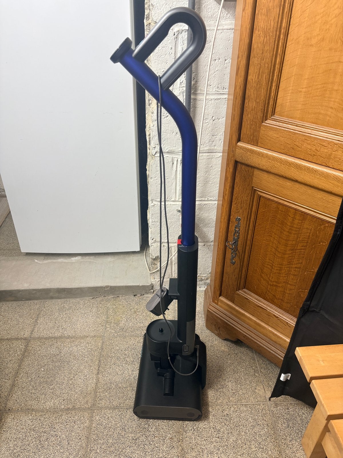 Dyson Wash G1, Electroménager, Convient aux sols durs, Réservoir, Comme neuf, Enlèvement