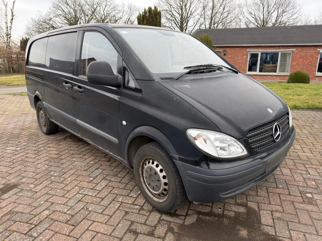 Mercedes Vito 111 cdi ONLY EXPORT, Auto's, Zwart, Mercedes-Benz, Bedrijf, 5 deurs