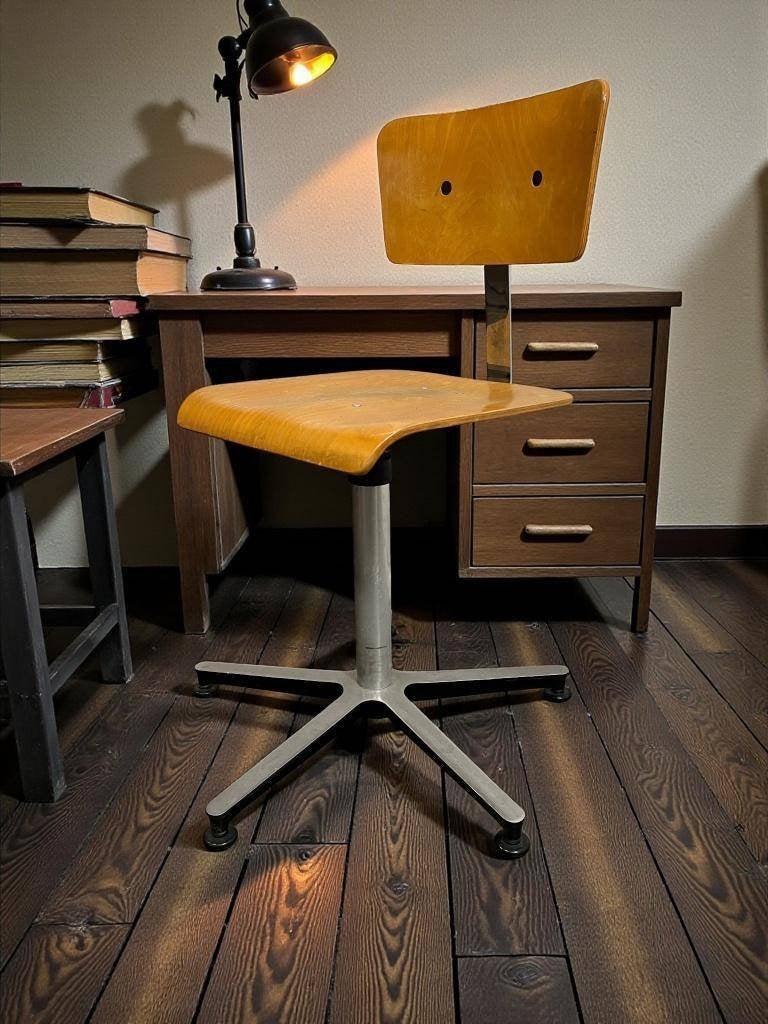 vintage industriële bureaustoel / desk chair, Ophalen