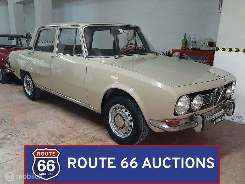 Alfa Romeo 1750 Berlina | 1969 | Route 66 Auctions, Autos, Achat, Entreprise, Boîte manuelle, Autre carrosserie