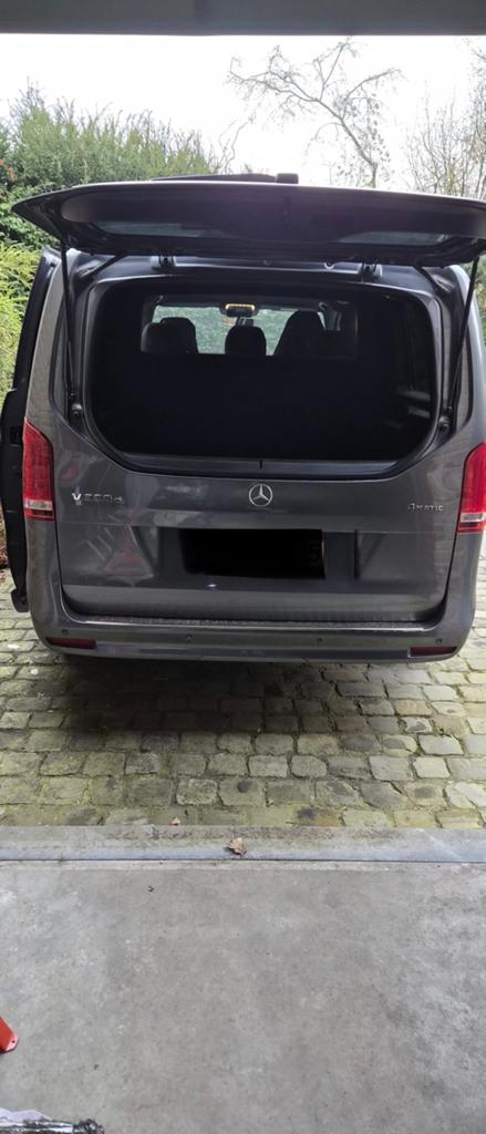 V300d AMG Line 4x4 5 places utilitaire TVA récupérable, Autos, Argent ou Gris, Euro 6, Noir, 5 portes