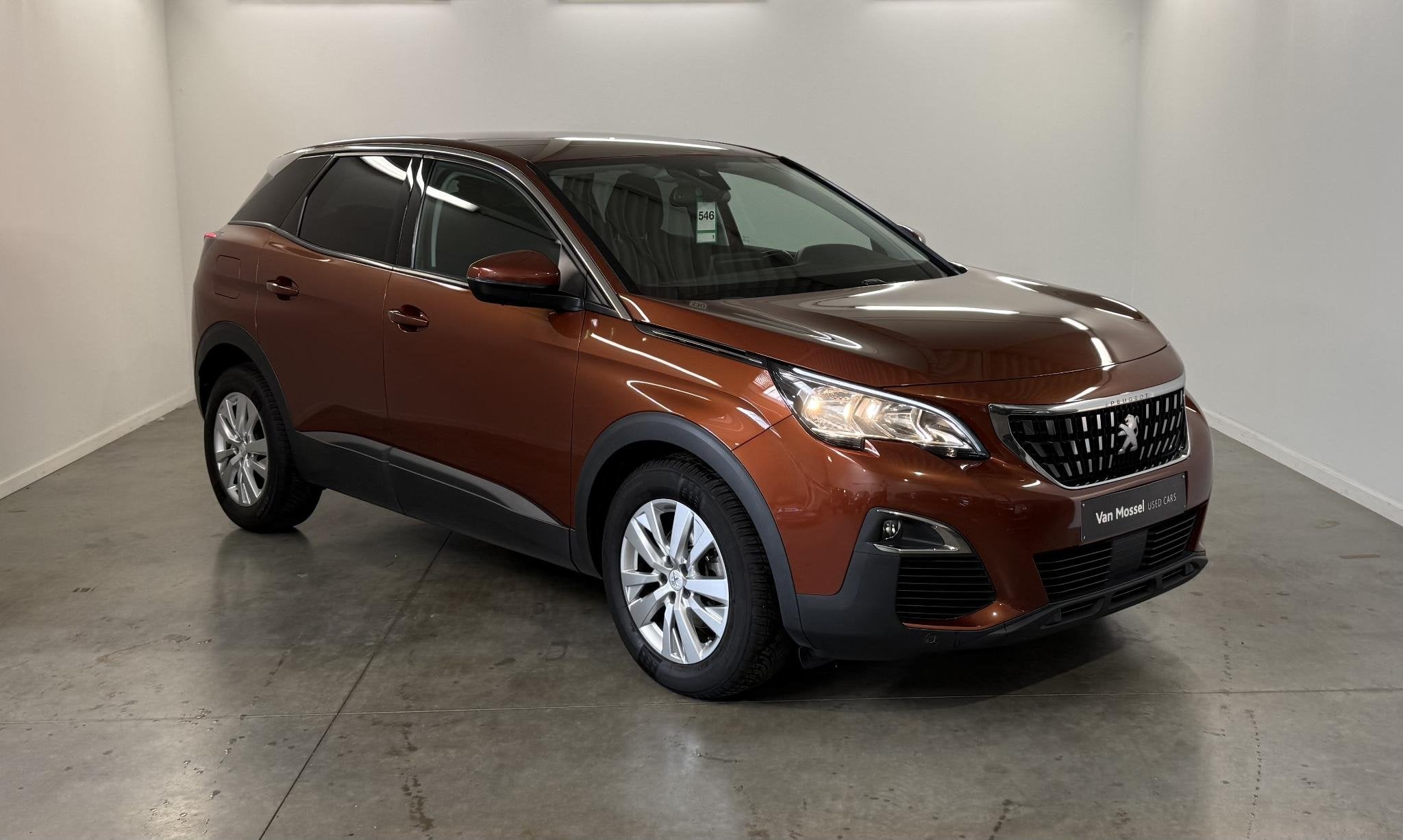 Peugeot 3008 1.2 PureTech 96kW S&S Auto Allure, 118 g/km, Stof, Gebruikt, Overige kleuren