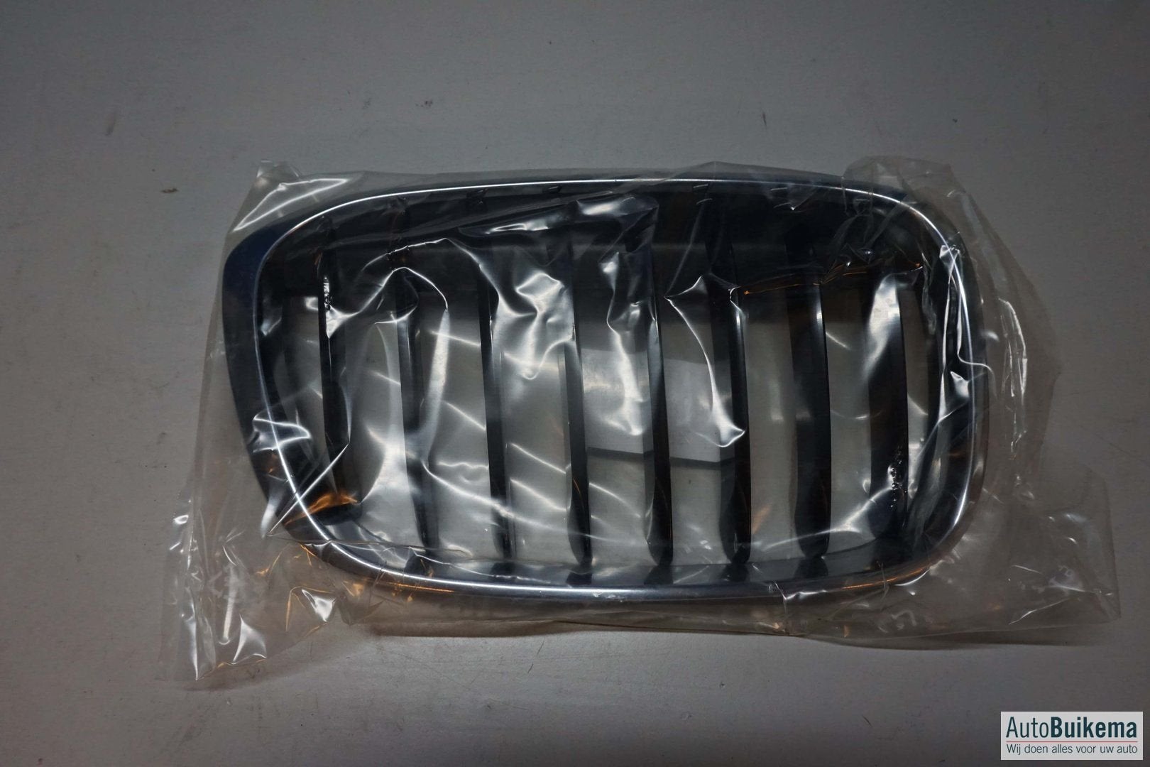 Bumper grille (Nier) origineel Bmw X1 F48, -, Utilisé, -, Enlèvement ou Envoi