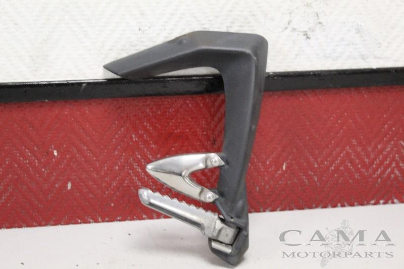 DUOSTEUN COMPLEET RECHTS ACHTER Triumph (2081625), Dhr. S. di Majo, Gebruikt, Info@cama-motorparts.nl, P.J. Troelstraweg 8 8
3144 CX  MAASSLUIS, NL