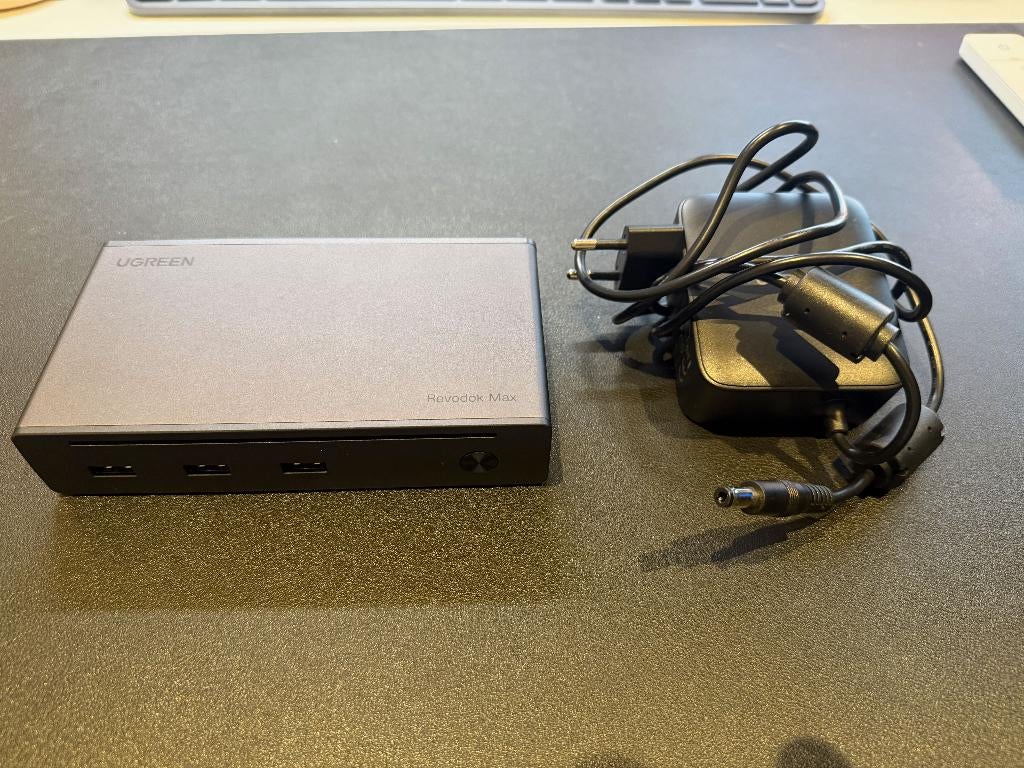 UGREEN Revodok Max 208 Thunderbolt 4 Dock, Computers en Software, Ophalen, Zo goed als nieuw, UGreen, Docking station