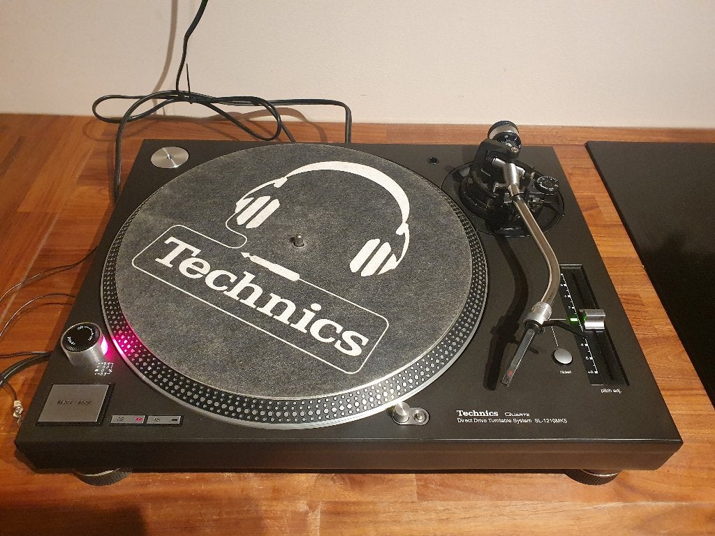 technics quartz sl-1210mk5 zwart klassieke sl-1200, TV, Hi-fi & Vidéo, Tourne-disques, Réglage pitch, Tourne-disque, Comme neuf