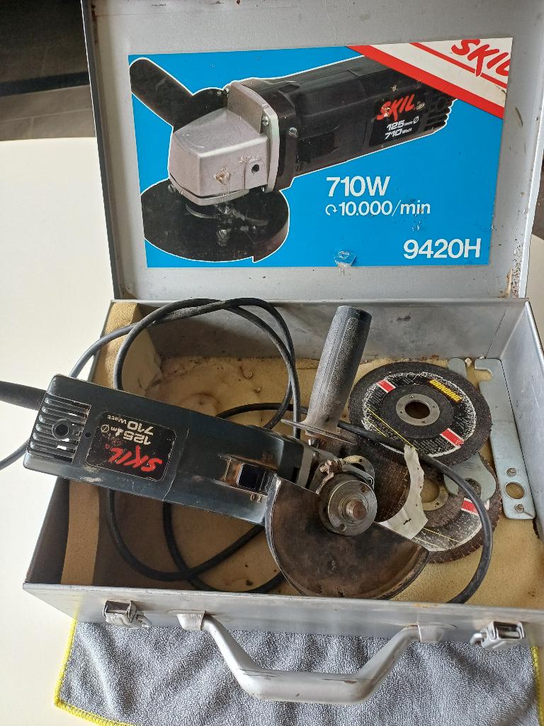 Skil haakse slijper, Doe-het-zelf en Bouw, Gereedschap | Slijpmachines, Ophalen, Gebruikt, 700 tot 1000 watt, Haakse handslijpmachine