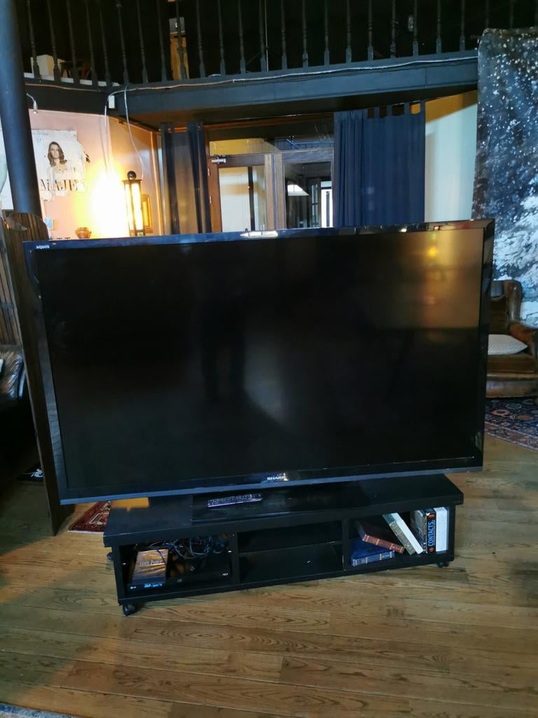 Sharp Aquos, diagonale 202 cm., Ophalen, LCD, Sharp